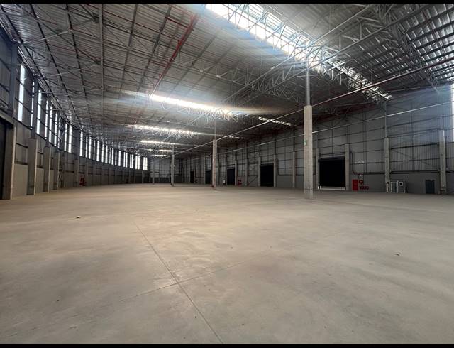 4,809M² WAREHOUSE TO LET IN EPPING INDUSTRIAL